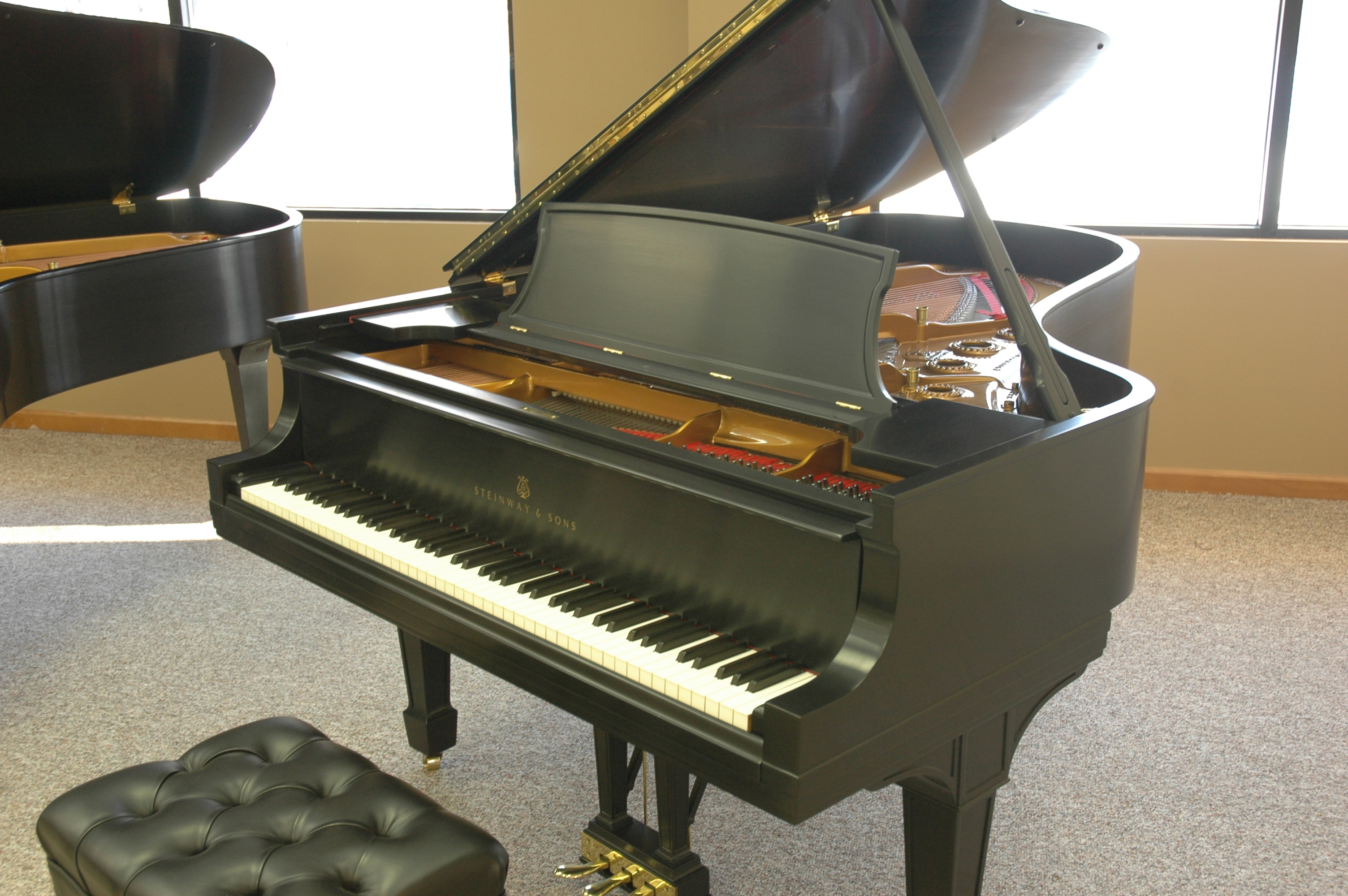 Steinway & Sons Model B Pianos | Refurbished Model B Pianos