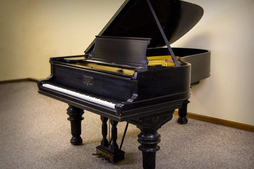 "The Perfect Piano?" - The Steinway Model B