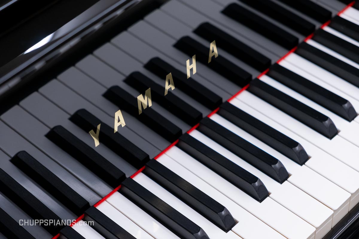 yamaha grand piano keyboard